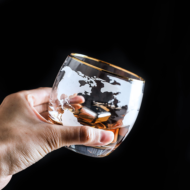 Карта мира, виски, бокал для в – обзор и цена Wine Beer World